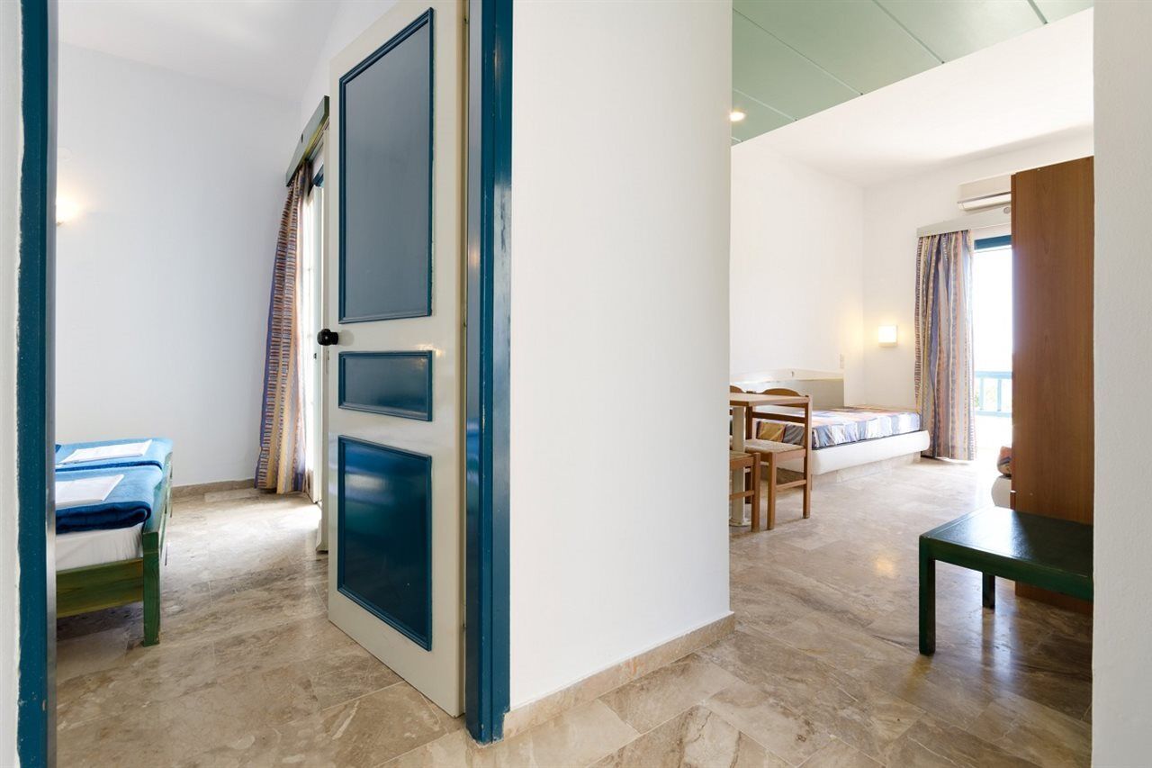 Esperides Apartments Agia Pelagia  Exterior photo