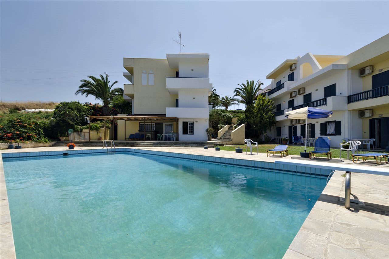 Esperides Apartments Agia Pelagia  Exterior photo